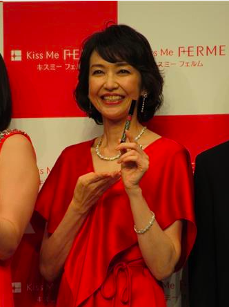 イベントに出演する賀来千香子