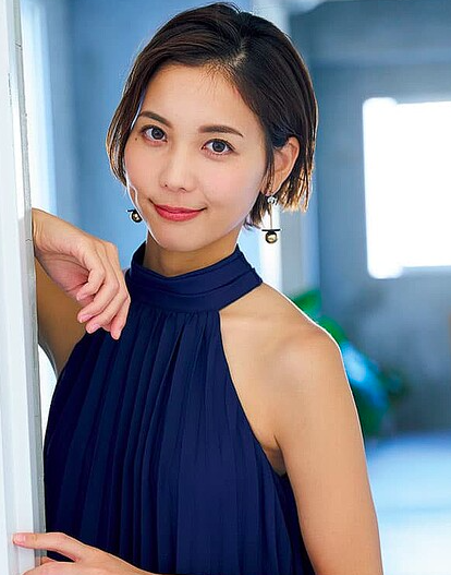 ドレスアップしたヒロド歩美