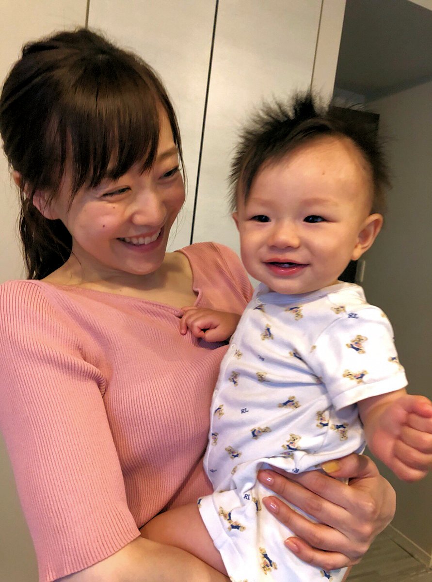 林みなほの子どもと遊ぶ江藤愛