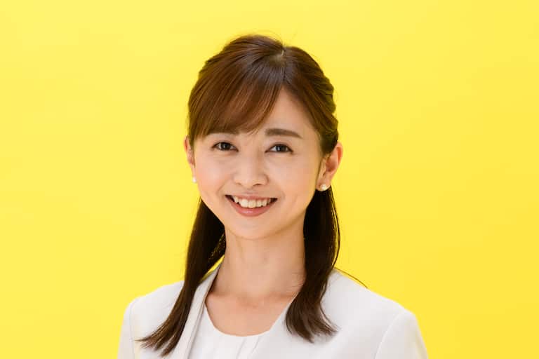 結婚を発表した中谷しのぶ