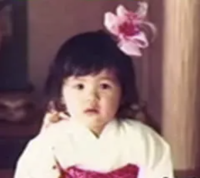 黒谷友香の幼少期