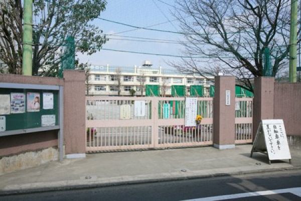 世田谷区立経堂小学校