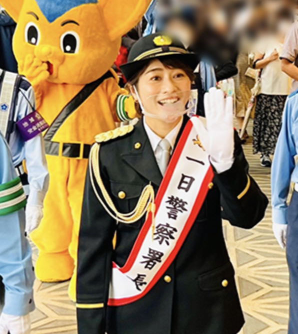 1日警察署長を務める久保田直子