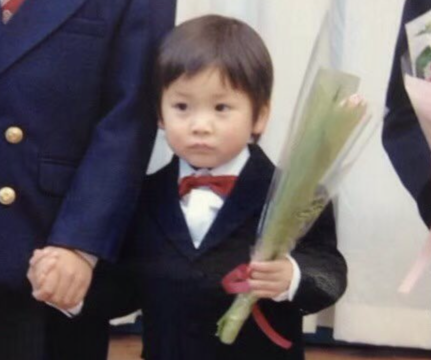 高橋文哉の子供時代